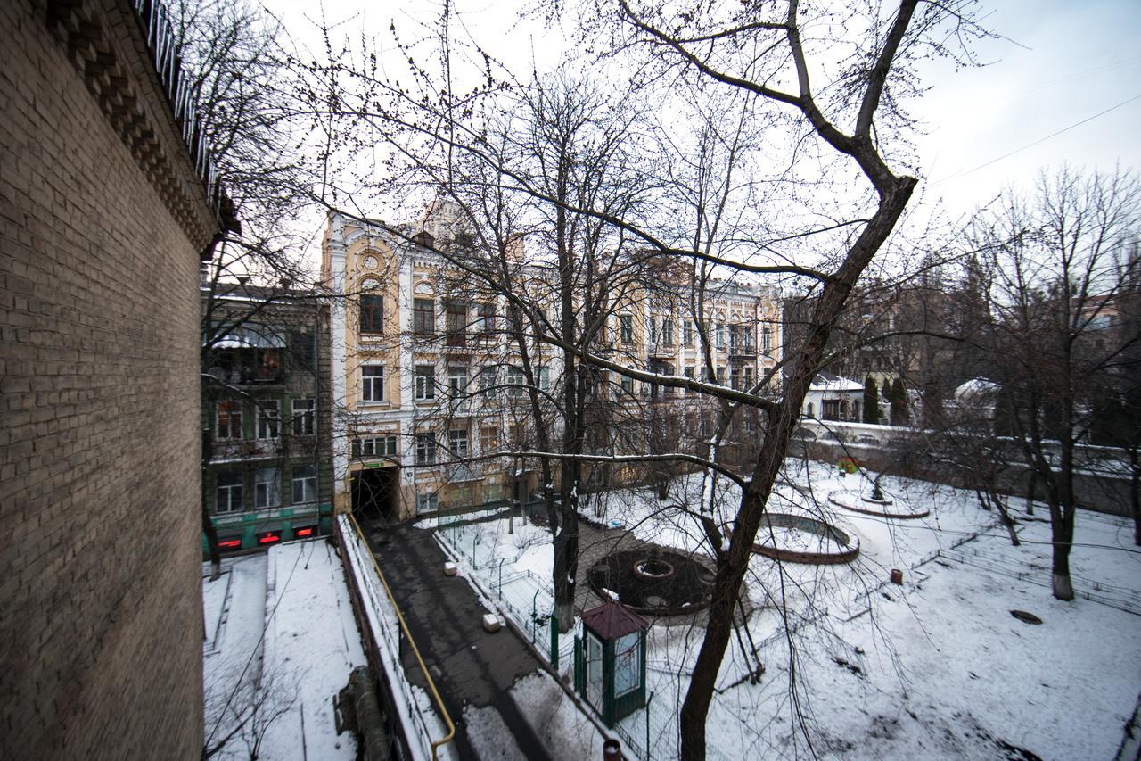 Pushkinskaya Apartments Kiev Exterior foto